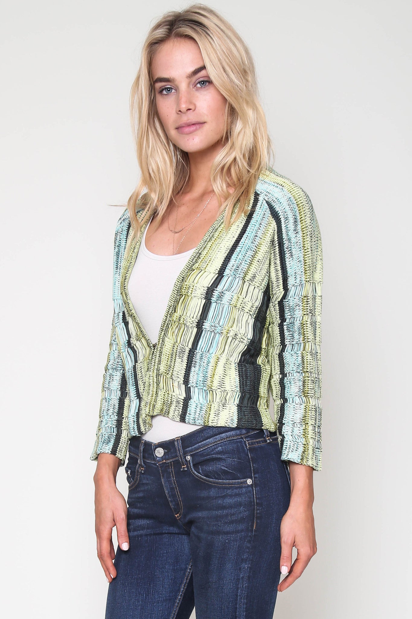 Izzy Cropped Cardi in Pool Side
